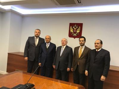 موسكو : وفد المؤتمر يلتقي مسؤولين بمجلس الشيوخ الروسي 