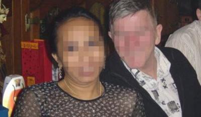  - اكتشف أحد مواطني البلجيك أن زوجته التي يعيش معها ما يقارب 20 عاما خضعت لعملية جراحية في وقت ما لتتحول من رجل إلى امرأة.