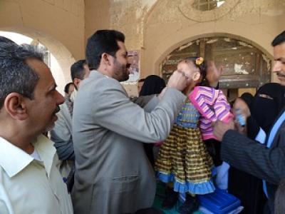 - تواصلت لليوم الثاني على التوالي الحملة الوطنية للتحصين ضد شلل الأطفال التي تستهدف جميع الأطفال دون سن الخامسة في محافظة صعدة والبالغ عدده