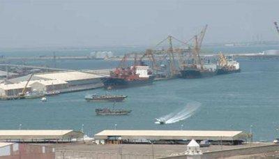  - بلغ اجمالي قيمة الصادرات الوطنية عبر ميناء عدن والحاويات ومطار عدن الدولي خلال الأشهر الماضية من العام الجاري 8 مليار و 517 مليون ريال .