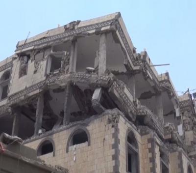  - شاهد...اثار تدمير العدوان السعودي لمنزل سكني في مدينة صعدة- فيديو ..