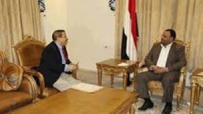  - رئيس المجلس السياسي الأعلى يلتقي وزير الخارجية..
